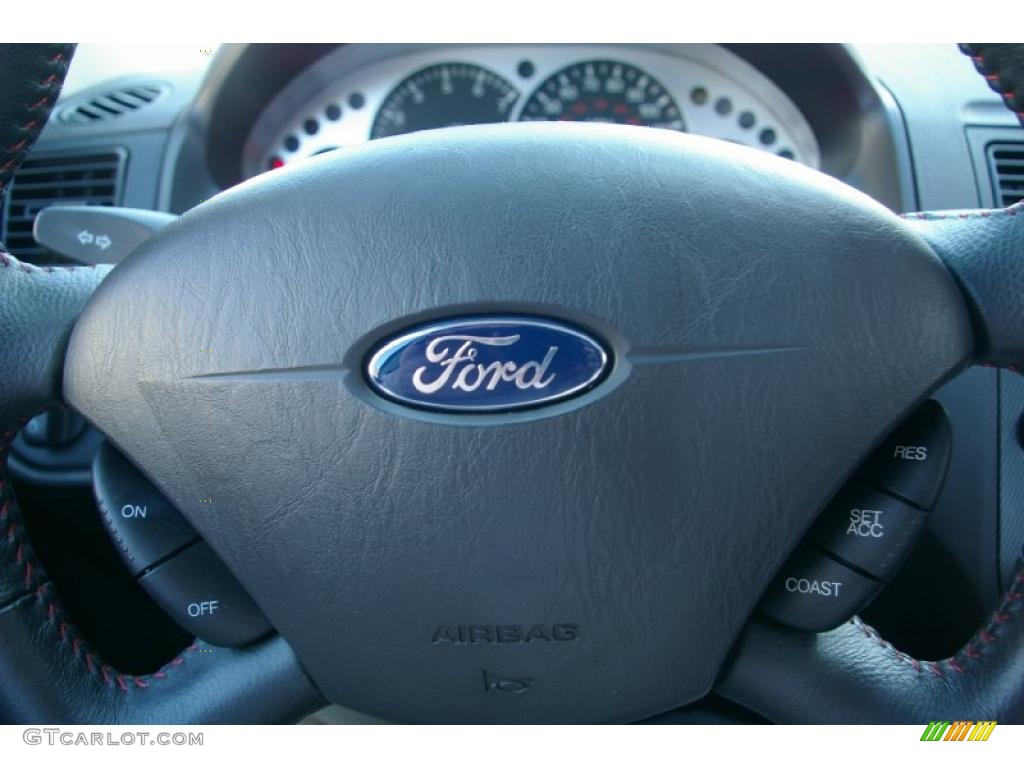 2006 Ford Focus ZX4 ST Sedan Controls Photo #46691363