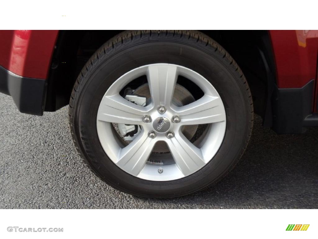 2011 Jeep Patriot Latitude X 4x4 Wheel Photos