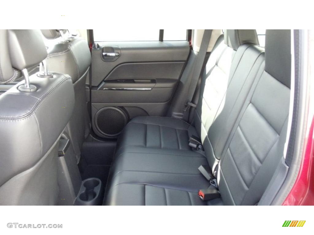 Dark Slate Gray Interior 2011 Jeep Patriot Latitude X 4x4 Photo #46691414