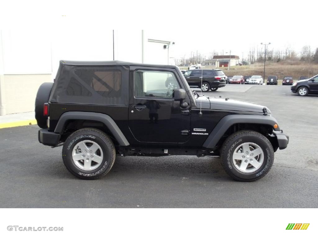 2011 Wrangler Sport S 4x4 - Black / Black photo #7