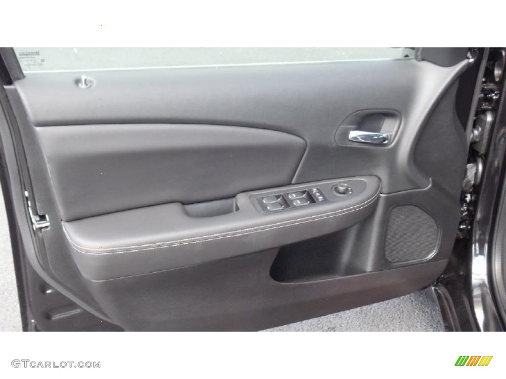 2011 Chrysler 200 Limited Black Door Panel Photo #46692755