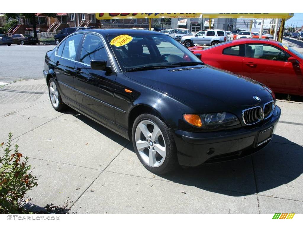 2005 3 Series 330xi Sedan - Jet Black / Black photo #4