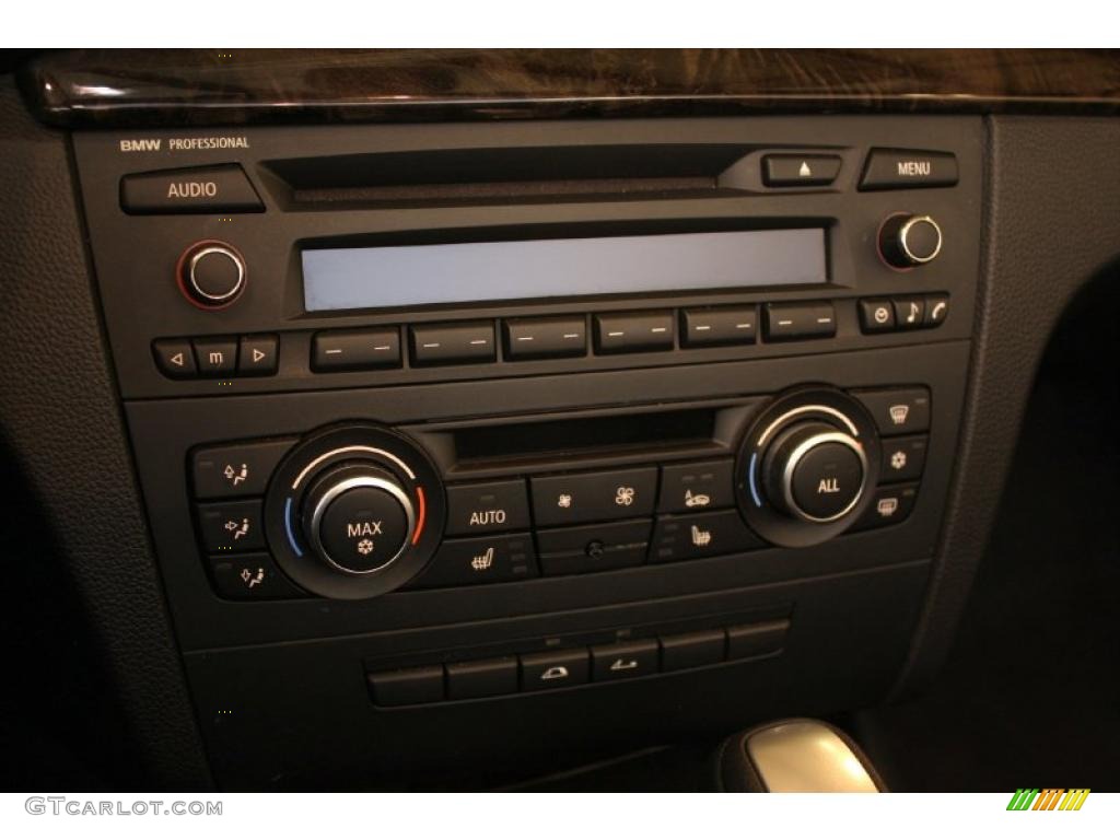 2010 BMW 1 Series 128i Convertible Controls Photo #46695242