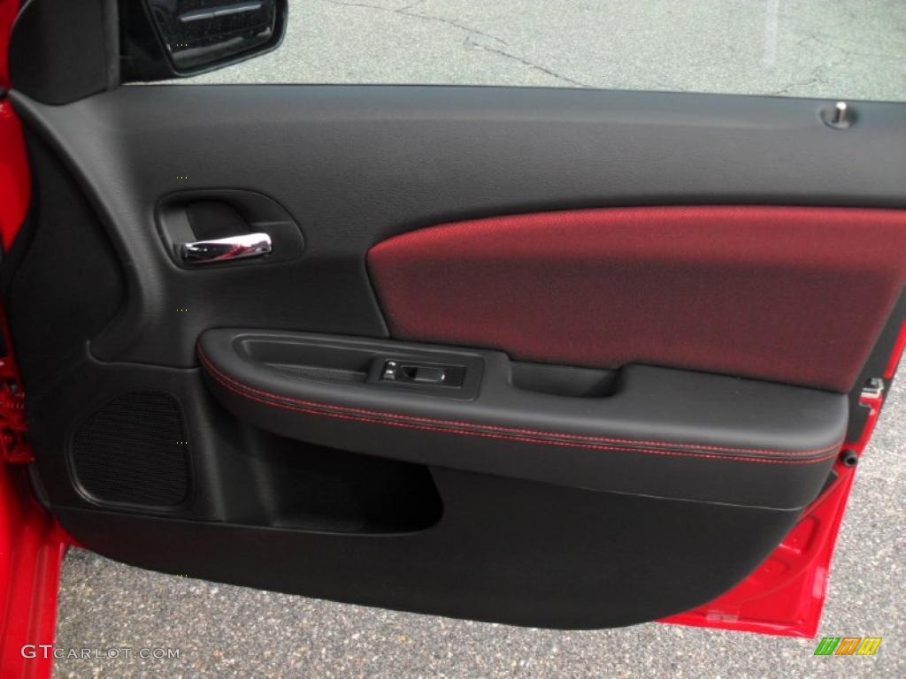 2011 Dodge Avenger Mainstreet Black/Red Door Panel Photo #46696448
