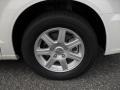 2011 Chrysler Town & Country Touring Wheel and Tire Photo