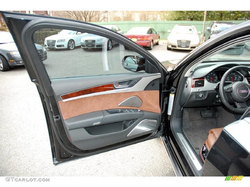 2011 Audi A8 4.2 FSI quattro Nougat Brown Door Panel Photo #46698963