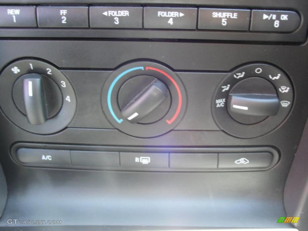 2008 Ford Mustang GT Premium Coupe Controls Photo #46699461