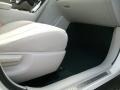 Blizzard White Pearl - Venza I4 Photo No. 27