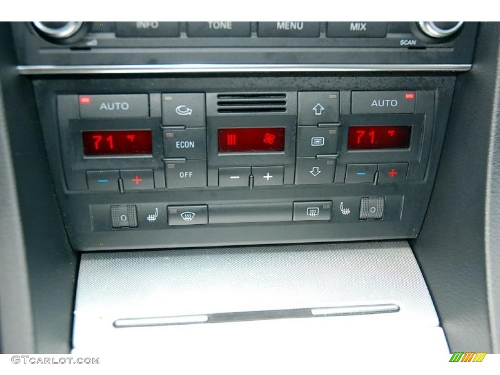 2008 Audi A4 2.0T quattro Avant Controls Photo #46700913