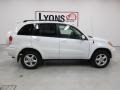 Natural White - RAV4 4WD Photo No. 22