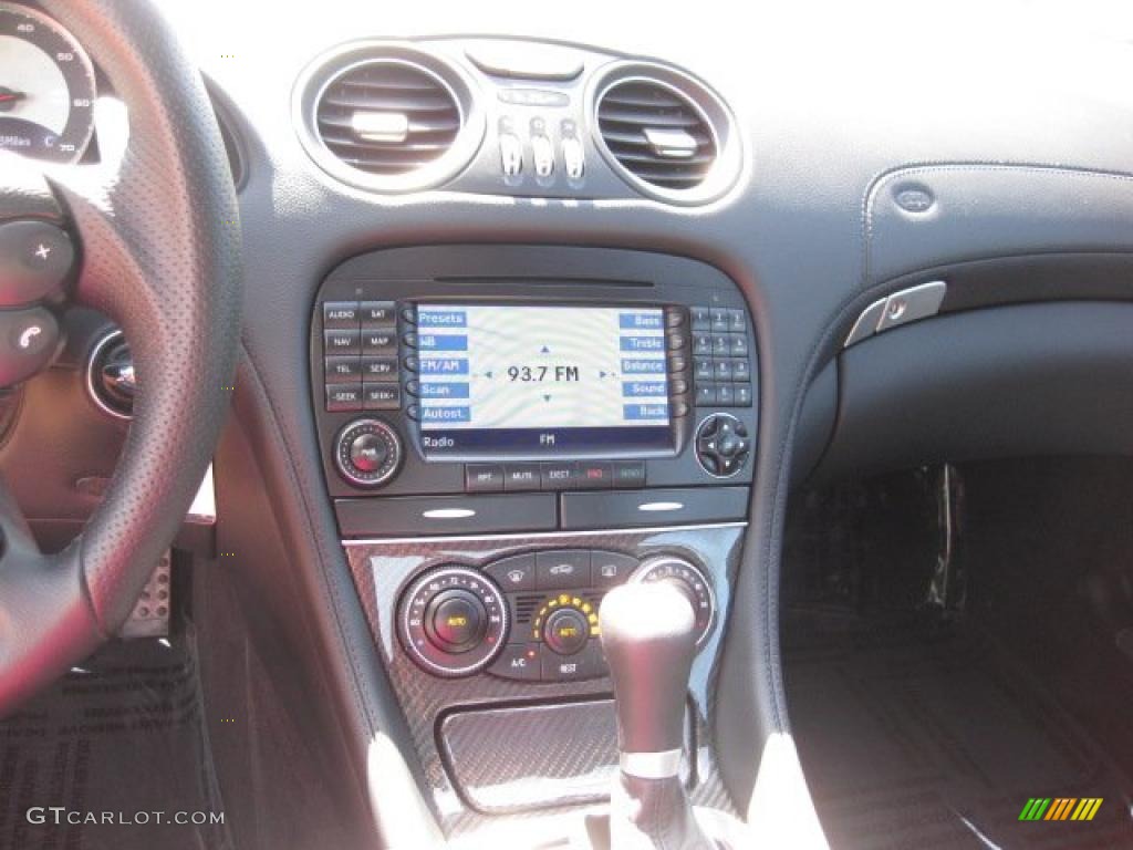 2008 Mercedes-Benz SL 55 AMG Roadster Controls Photo #46702275