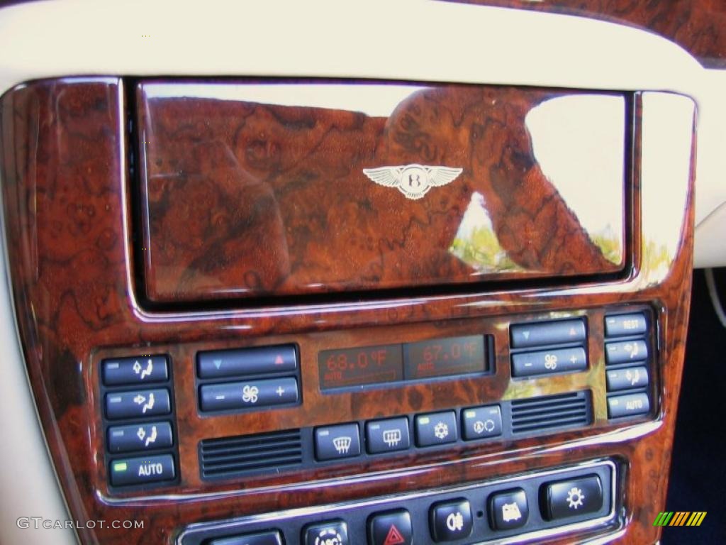 2001 Bentley Arnage Red Label Controls Photo #46704378