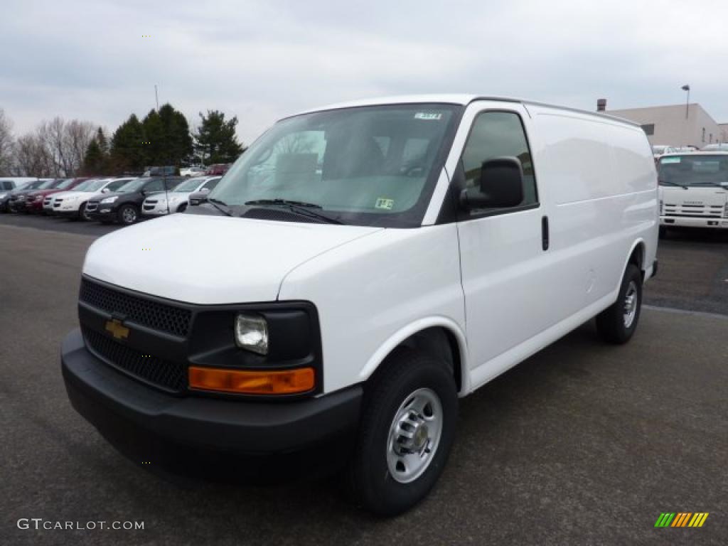 Summit White 2011 Chevrolet Express 2500 Work Van Exterior Photo #46704546