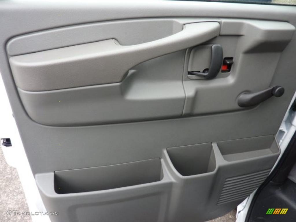 2011 Chevrolet Express 2500 Work Van Door Panel Photos
