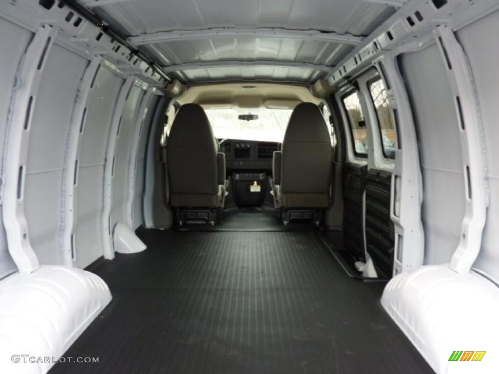 2011 Chevrolet Express 2500 Work Van Trunk Photo #46704702
