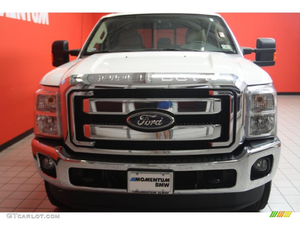 2011 F250 Super Duty Lariat Crew Cab 4x4 - Oxford White / Adobe Two Tone Leather photo #27