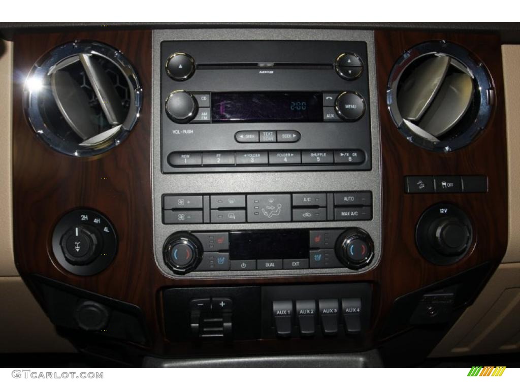 2011 F250 Super Duty Lariat Crew Cab 4x4 - Oxford White / Adobe Two Tone Leather photo #33