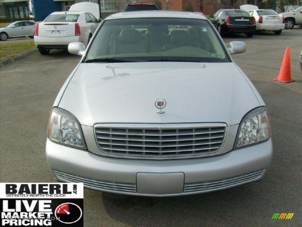 2003 DeVille Sedan - Sterling Silver / Oatmeal photo #2