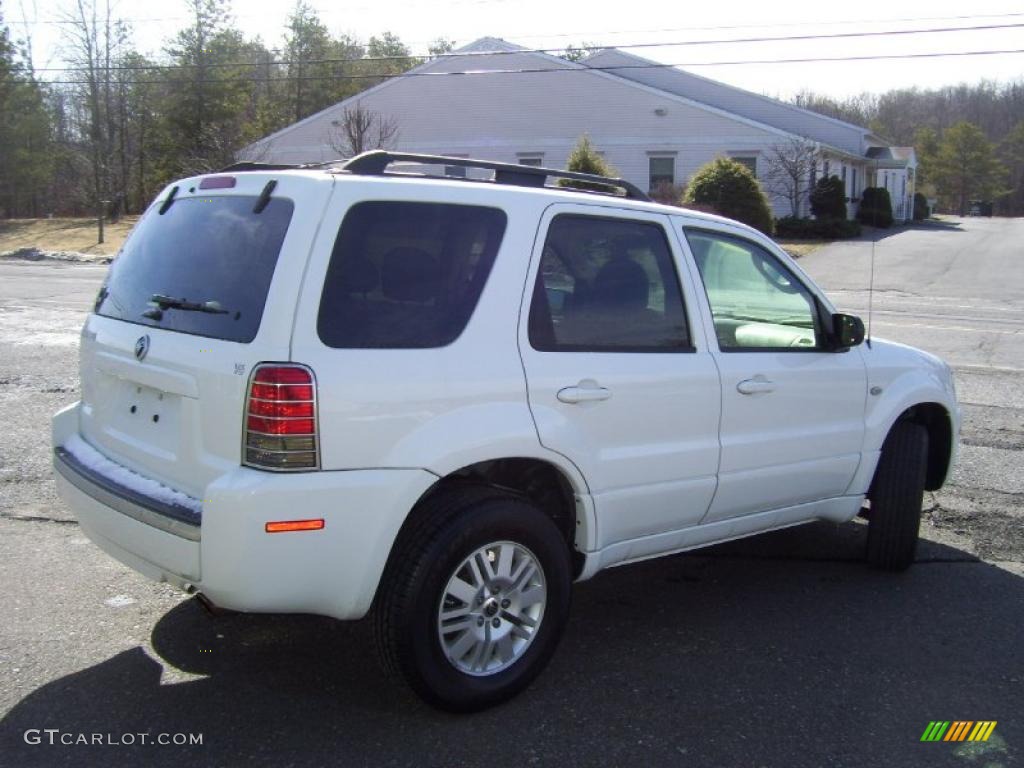 2007 Mariner Luxury - Oxford White / Pebble photo #4