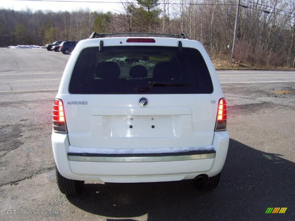 2007 Mariner Luxury - Oxford White / Pebble photo #6