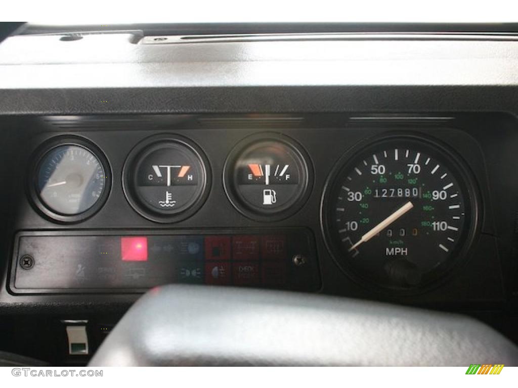 1995 Land Rover Defender 90 Hardtop Gauges Photo #46706814