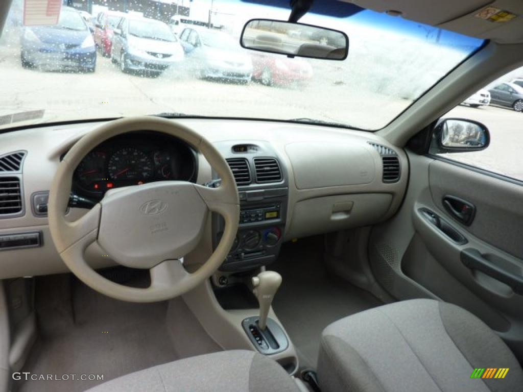 2002 Hyundai Accent GL Sedan Beige Dashboard Photo #46710324