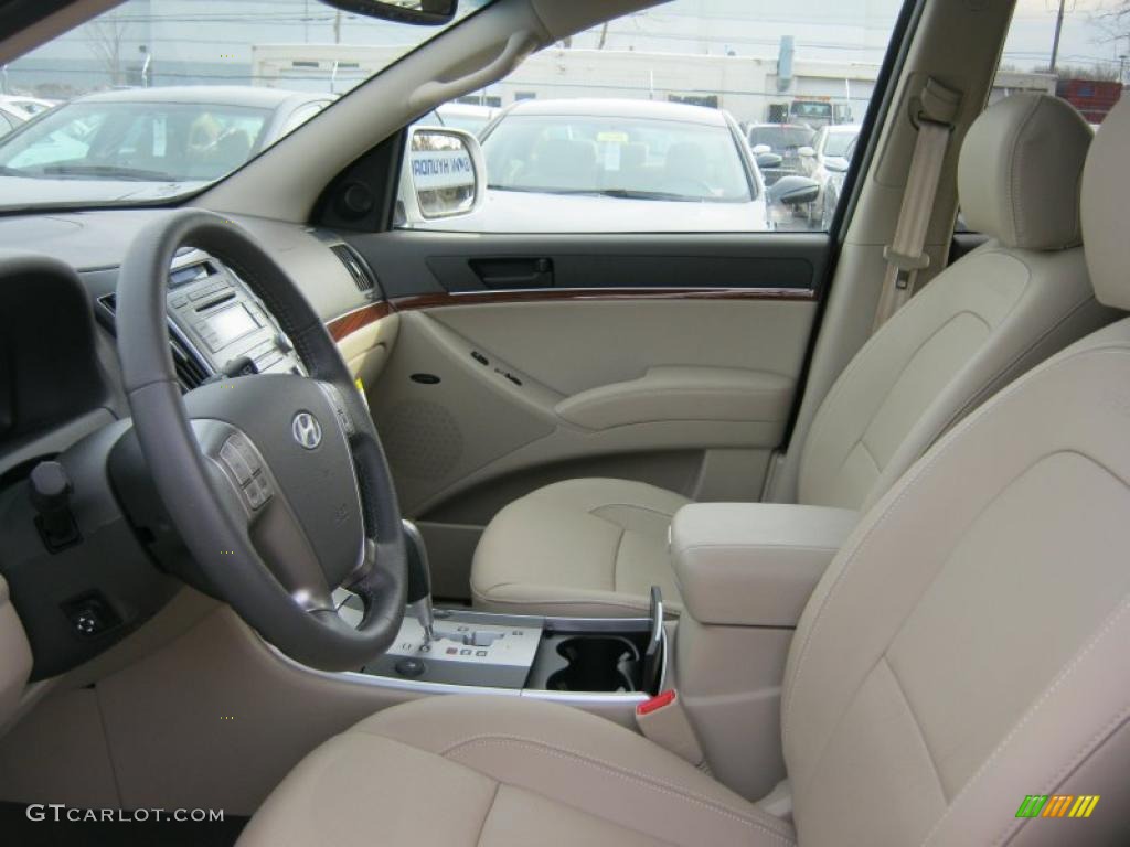 Beige Leather Interior 2011 Hyundai Veracruz Limited AWD Photo #46710783