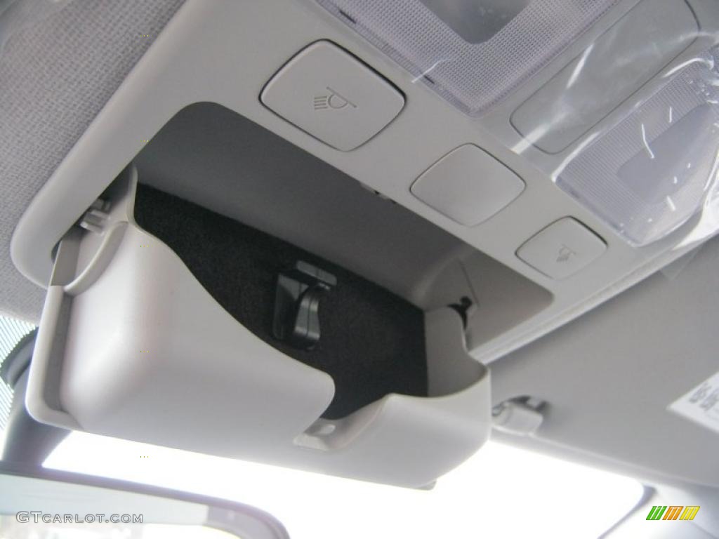 2011 Accent GS 3 Door - Apple Green Metallic / Black photo #23