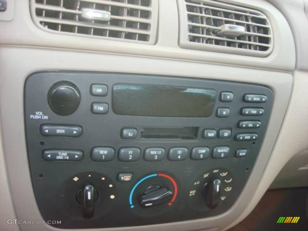 2007 Taurus SE - Gold Ash Metallic / Dark Pebble photo #13