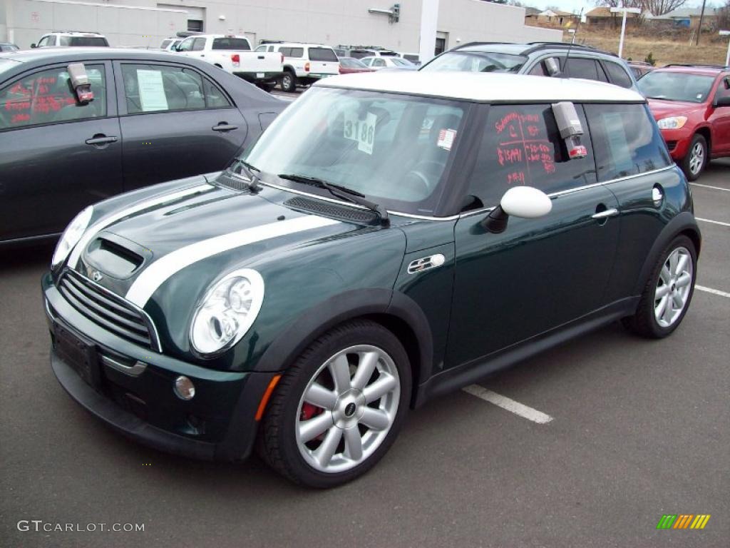 British Racing Green Metallic 2006 Mini Cooper S Hardtop Exterior Photo #46712466