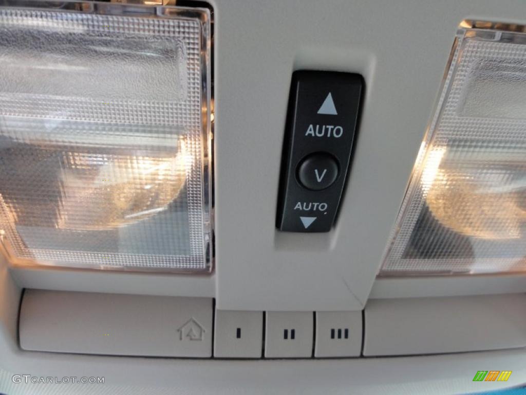 2008 Grand Cherokee Limited 4x4 - Stone White / Dark Khaki/Light Graystone photo #38