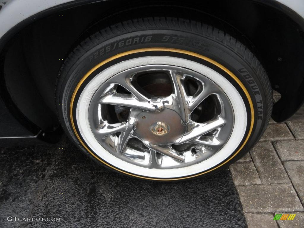 2000 Cadillac Eldorado ESC Wheel Photo #46713972