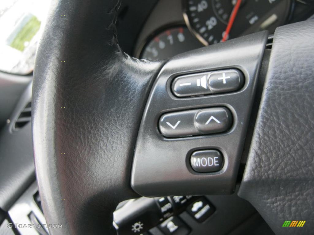2005 Toyota Solara SLE V6 Convertible Controls Photo #46716981