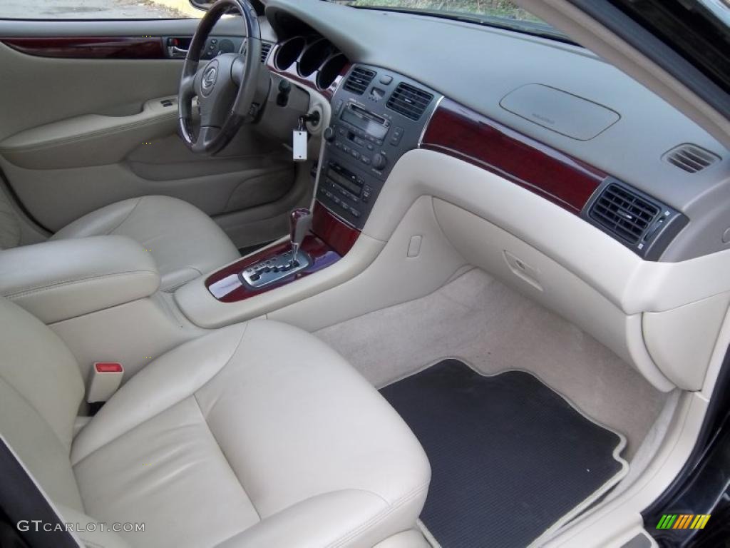 2002 ES 300 - Black Onyx / Ivory photo #13