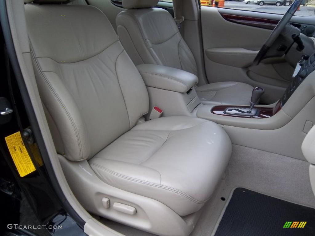 2002 ES 300 - Black Onyx / Ivory photo #14