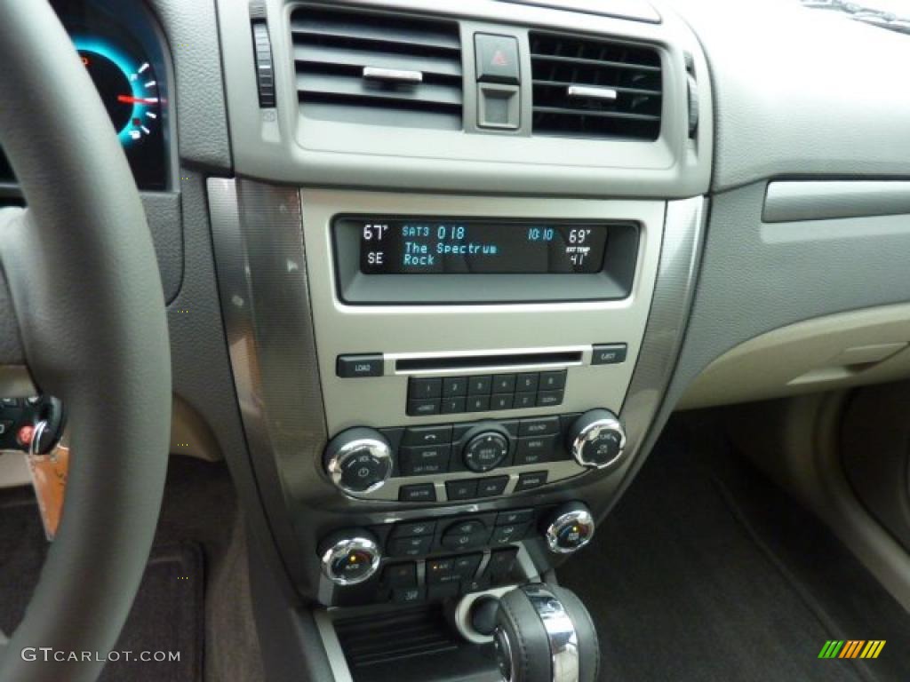 2011 Fusion SEL V6 - Tuxedo Black Metallic / Medium Light Stone photo #13