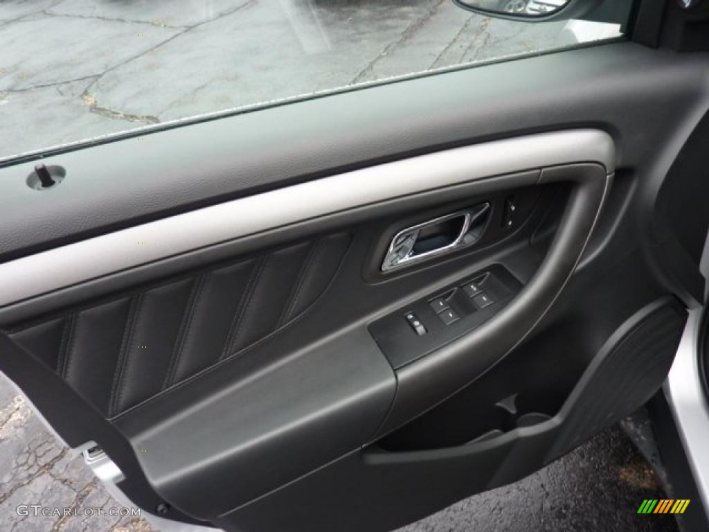2011 Ford Taurus SEL Charcoal Black Door Panel Photo #46720038