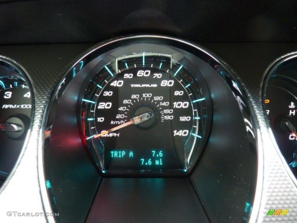 2011 Ford Taurus SEL Gauges Photo #46720108