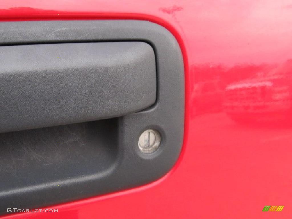 2008 F150 XL SuperCab 4x4 - Bright Red / Medium Flint Grey photo #10