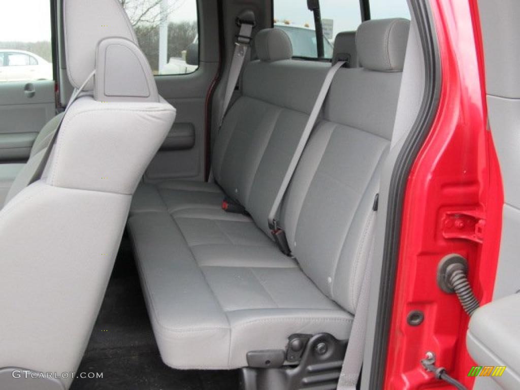 2008 F150 XL SuperCab 4x4 - Bright Red / Medium Flint Grey photo #12