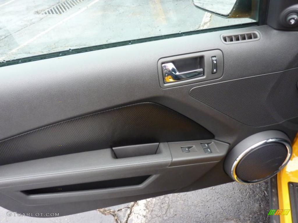 2012 Ford Mustang C/S California Special Convertible Door Panel Photos