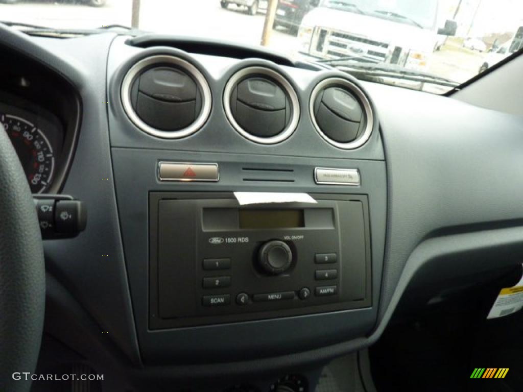 2011 Ford Transit Connect XL Cargo Van Controls Photo #46720515
