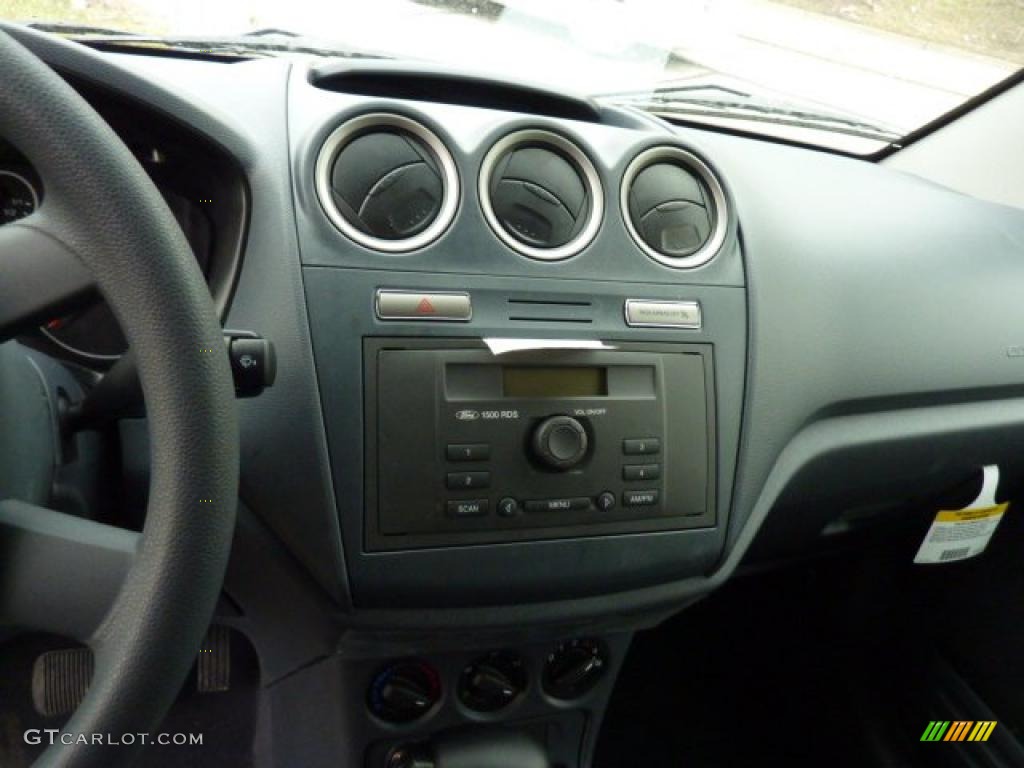 2011 Ford Transit Connect XL Cargo Van Controls Photo #46720722