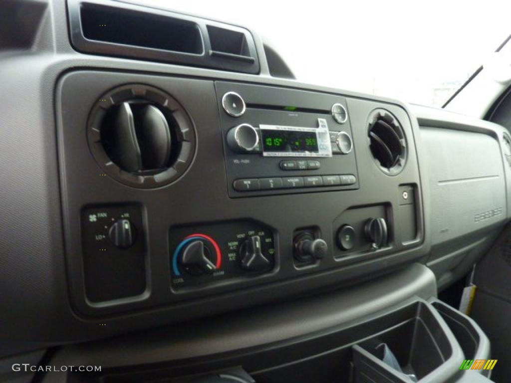 2011 Ford E Series Van E250 XL Cargo Controls Photo #46722273