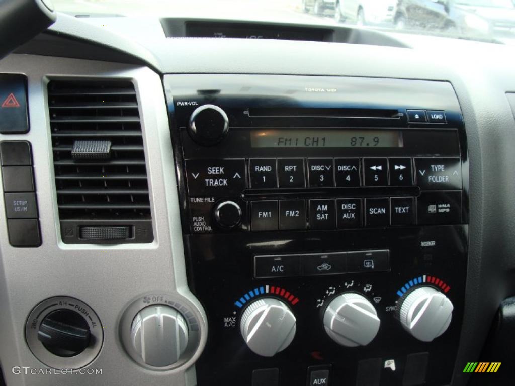 2007 Toyota Tundra SR5 Double Cab 4x4 Controls Photo #46722942