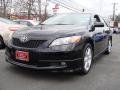 Black - Camry SE Photo No. 1