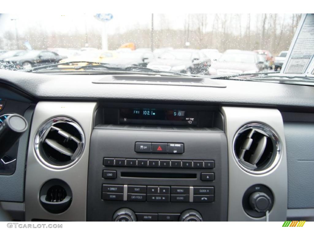 2011 F150 XLT SuperCab - Tuxedo Black Metallic / Steel Gray photo #27