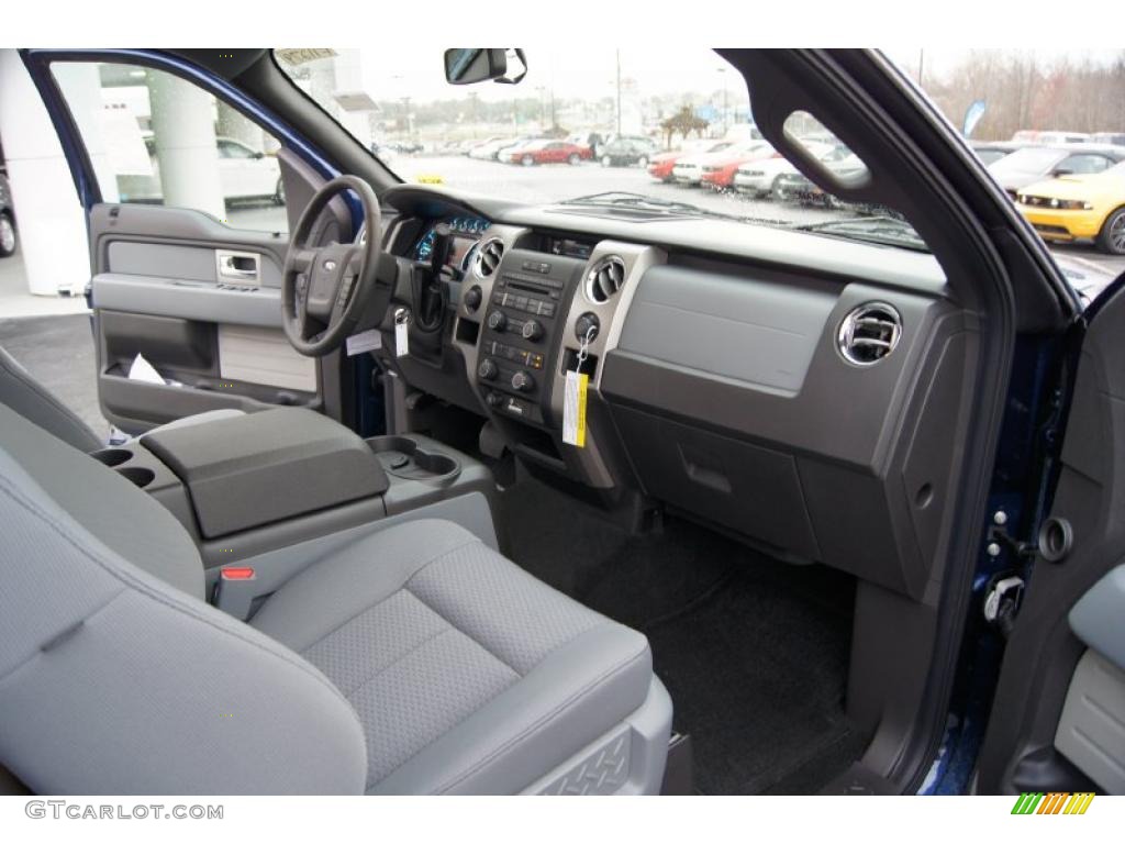 2011 Ford F150 XLT SuperCab 4x4 Steel Gray Dashboard Photo #46724793
