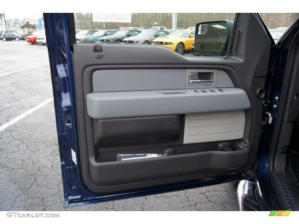 2011 Ford F150 XLT SuperCab 4x4 Steel Gray Door Panel Photo #46724925