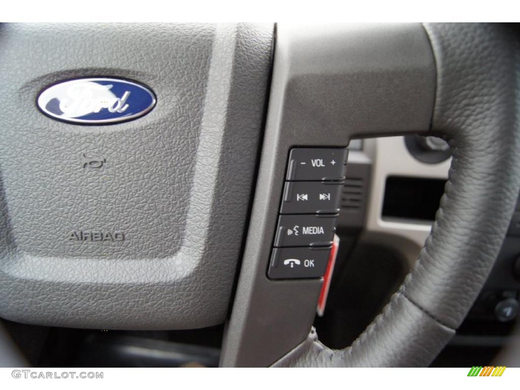 2011 Ford F150 XLT SuperCab 4x4 Controls Photo #46725012